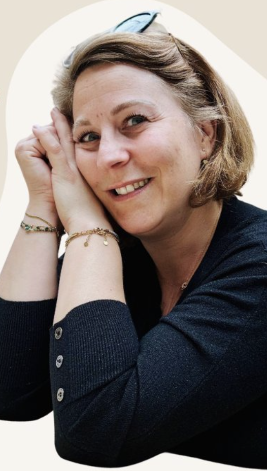 Anne Claire, directrice d'AC COM